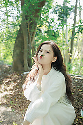 绿色盈盈