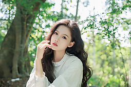 绿色盈盈