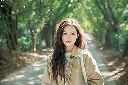 绿色盈盈