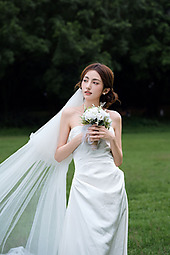 拒绝流水线婚纱照 松弛才是最高级的浪漫