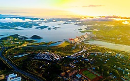 湖北十堰：丹江口沐朝阳