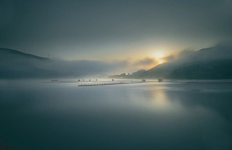 贡河之晨